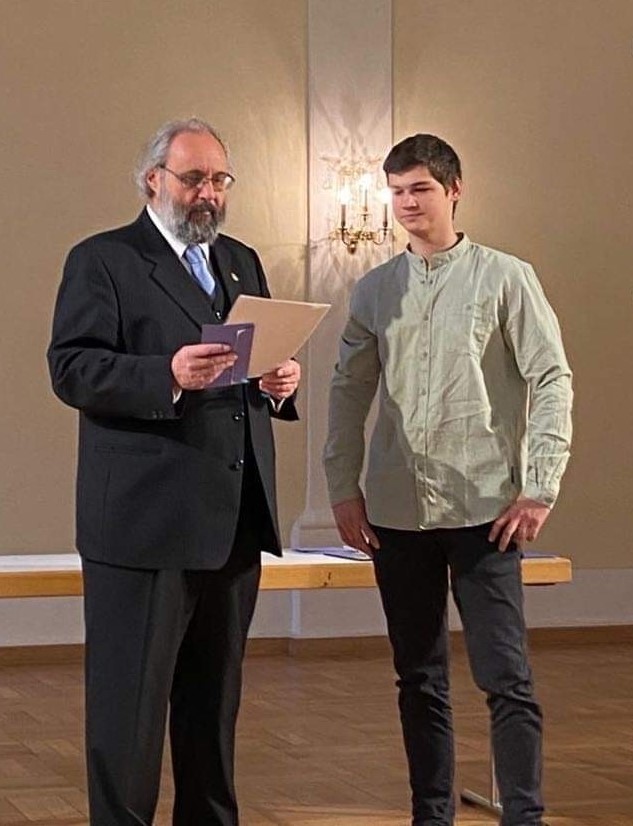 Mike Rösler (rechts) Bester im Praxisteil